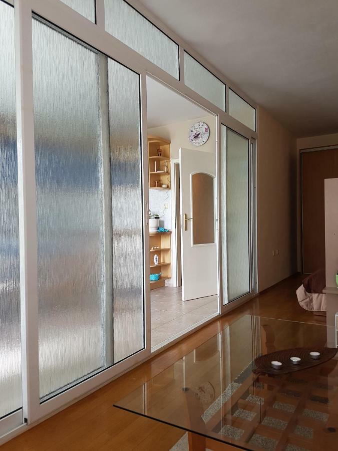 Apartament Mommy'S House Warna Zewnętrze zdjęcie